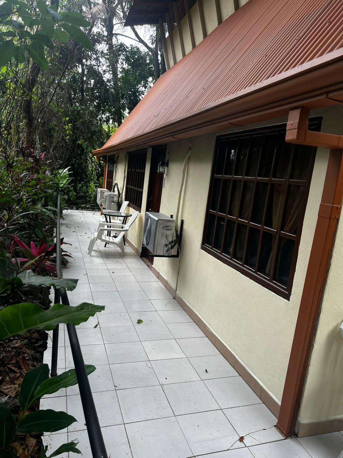 Hotel La Colina Manuel Antonio Exterior photo